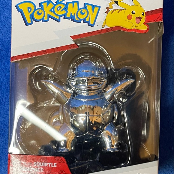 2021 NIB Pokémon Bulbasaur & Squirtle 25 year Silver Celebration Figures. - Picture 2 of 10